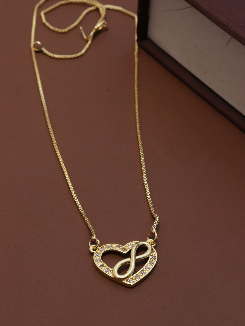 Stella Heart Chain Pendant