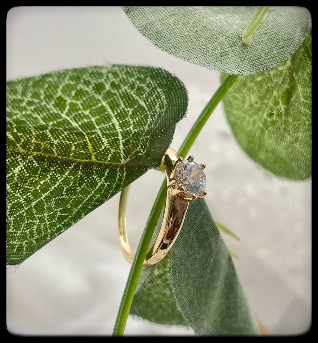 Aurora Promise Soltaire Ring