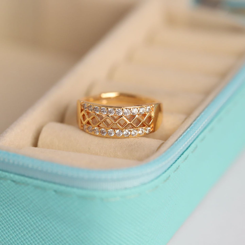 Spark Weave Ring