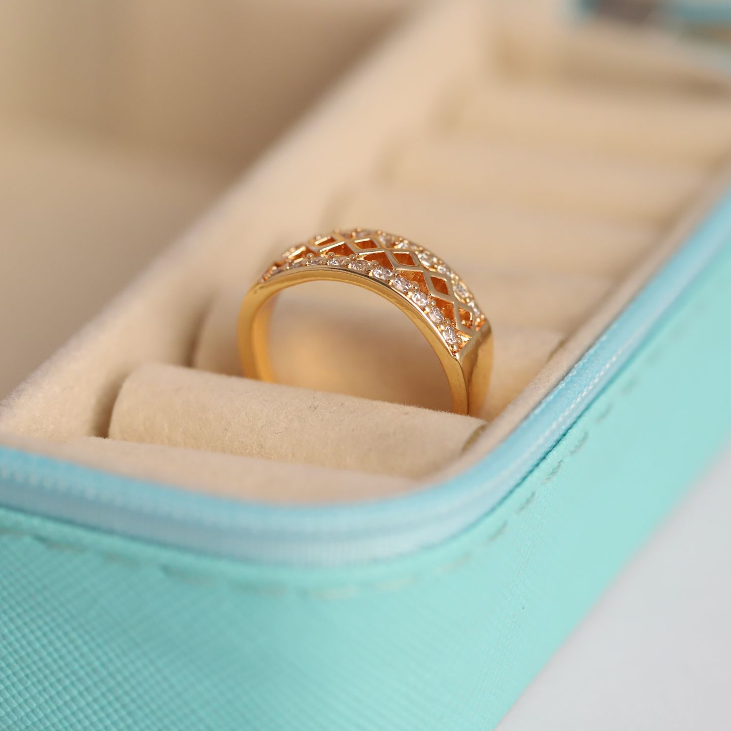 Spark Weave Ring