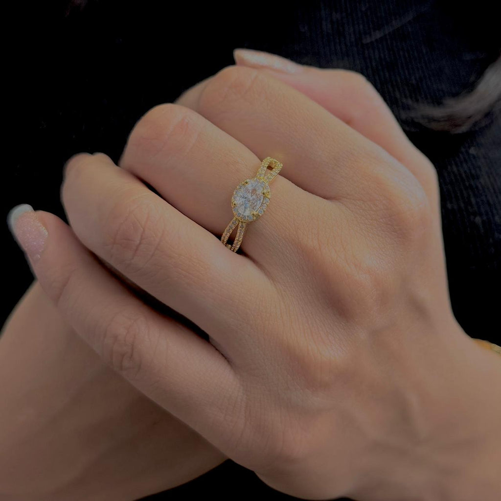 Lakshri Oval Halo Ring