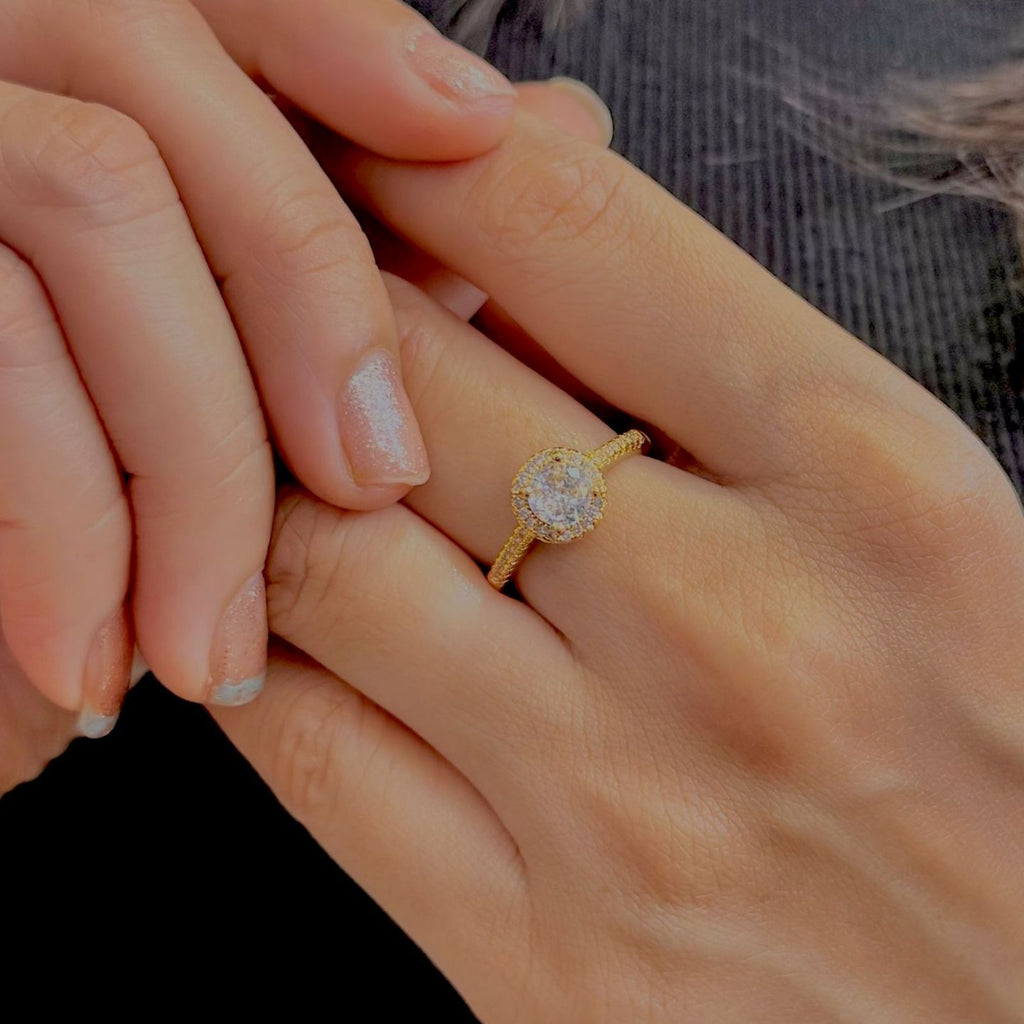 Eternal Shine Halo Soltaire Ring