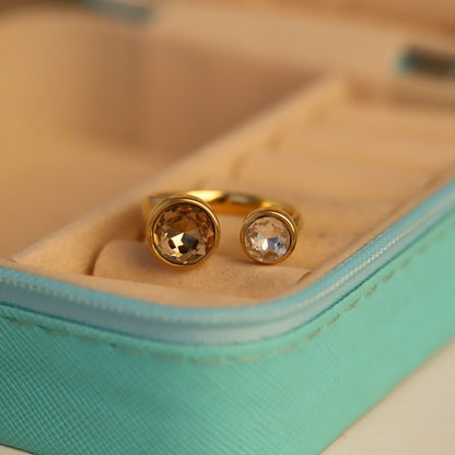Dual Radiance Crystal Ring
