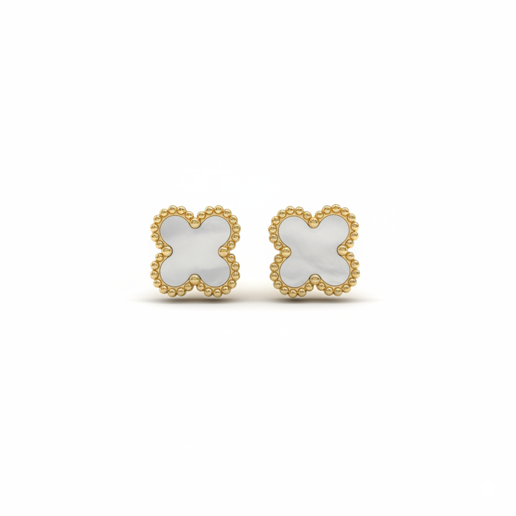 Eternal Clover Stud Earring