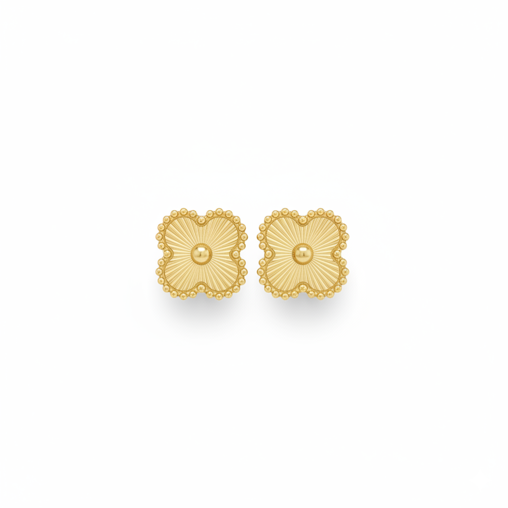Eternal Clover Stud Earring