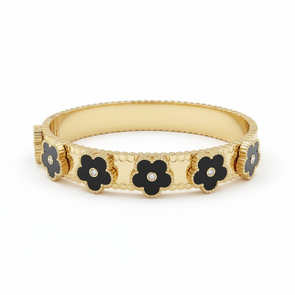 Aria Clover Bangle