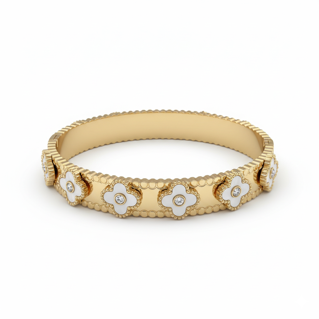Aria Clover Bangle