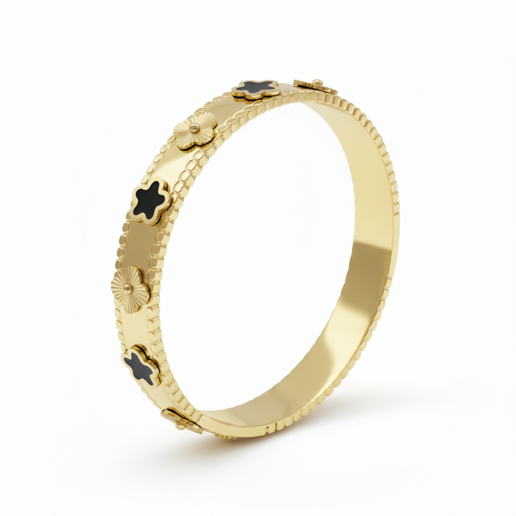 Aria Clover Bangle