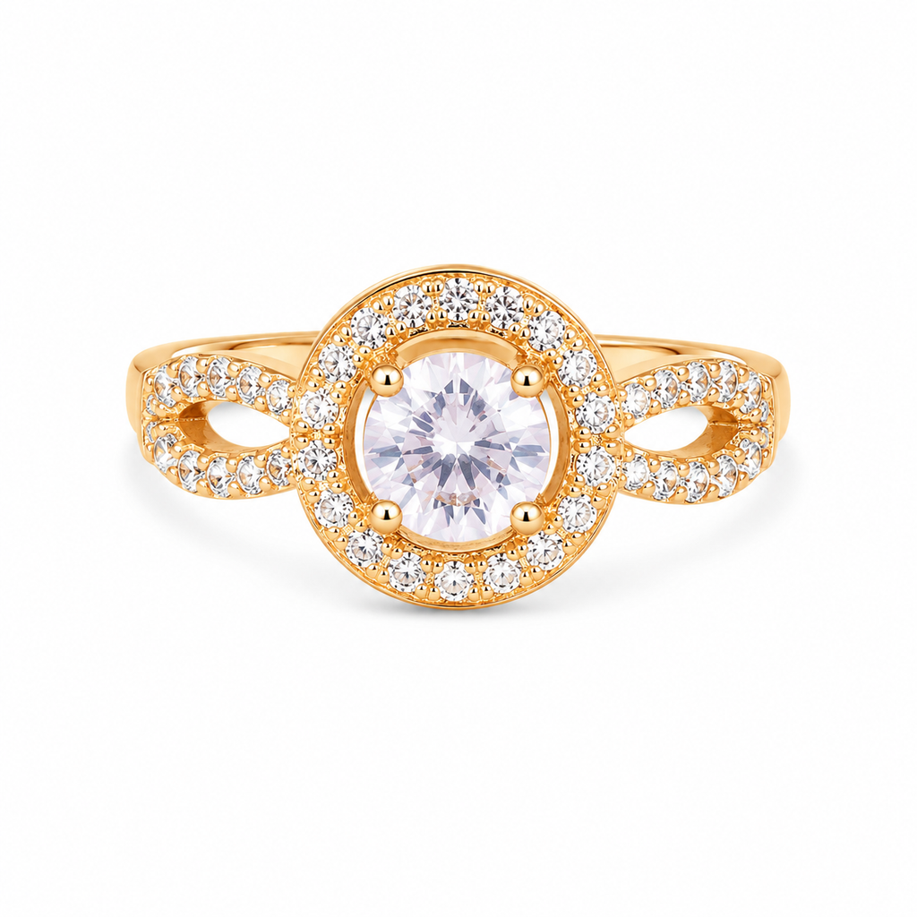 Sparkling Halo Soltaire Ring