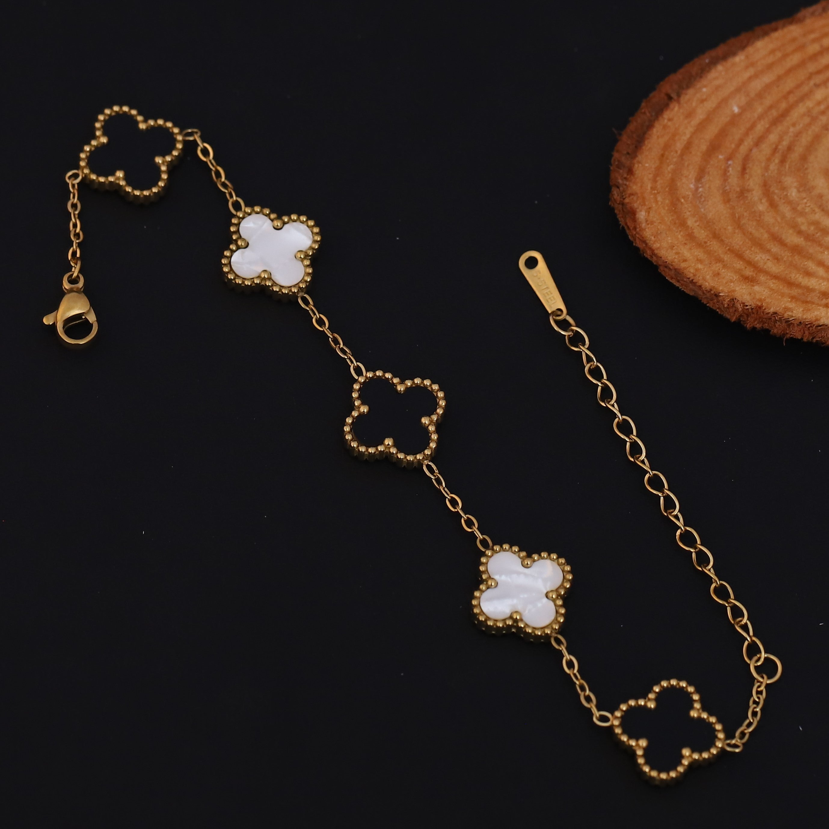 Premium Gold-Plated Four Leaf Clover Charm Bracelet