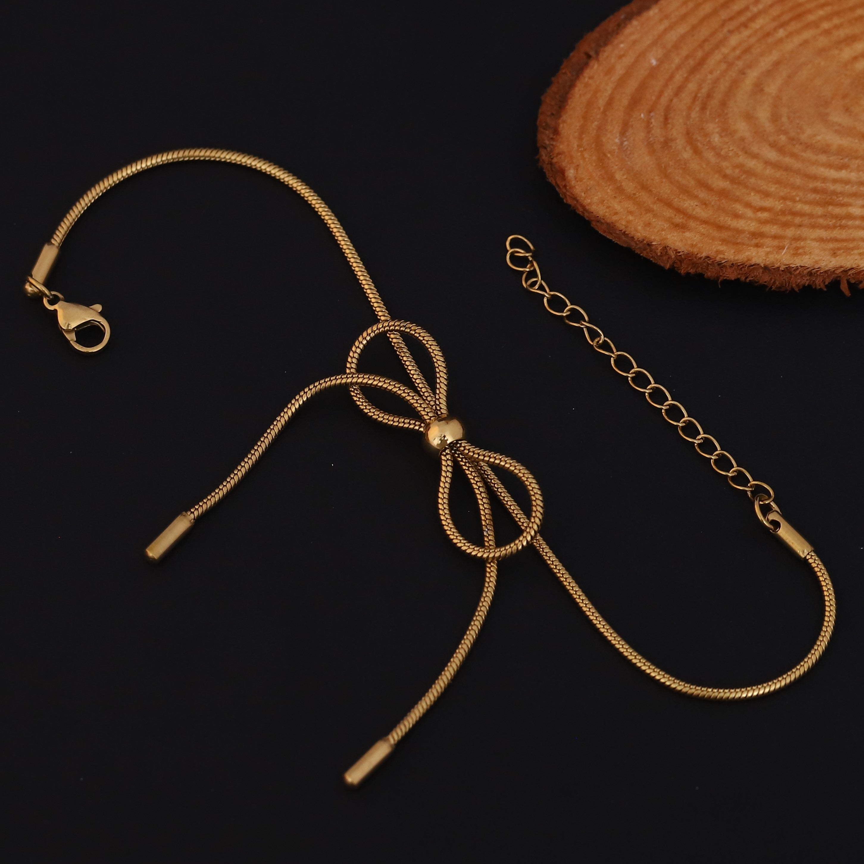 Golden Grace Bow Bracelet