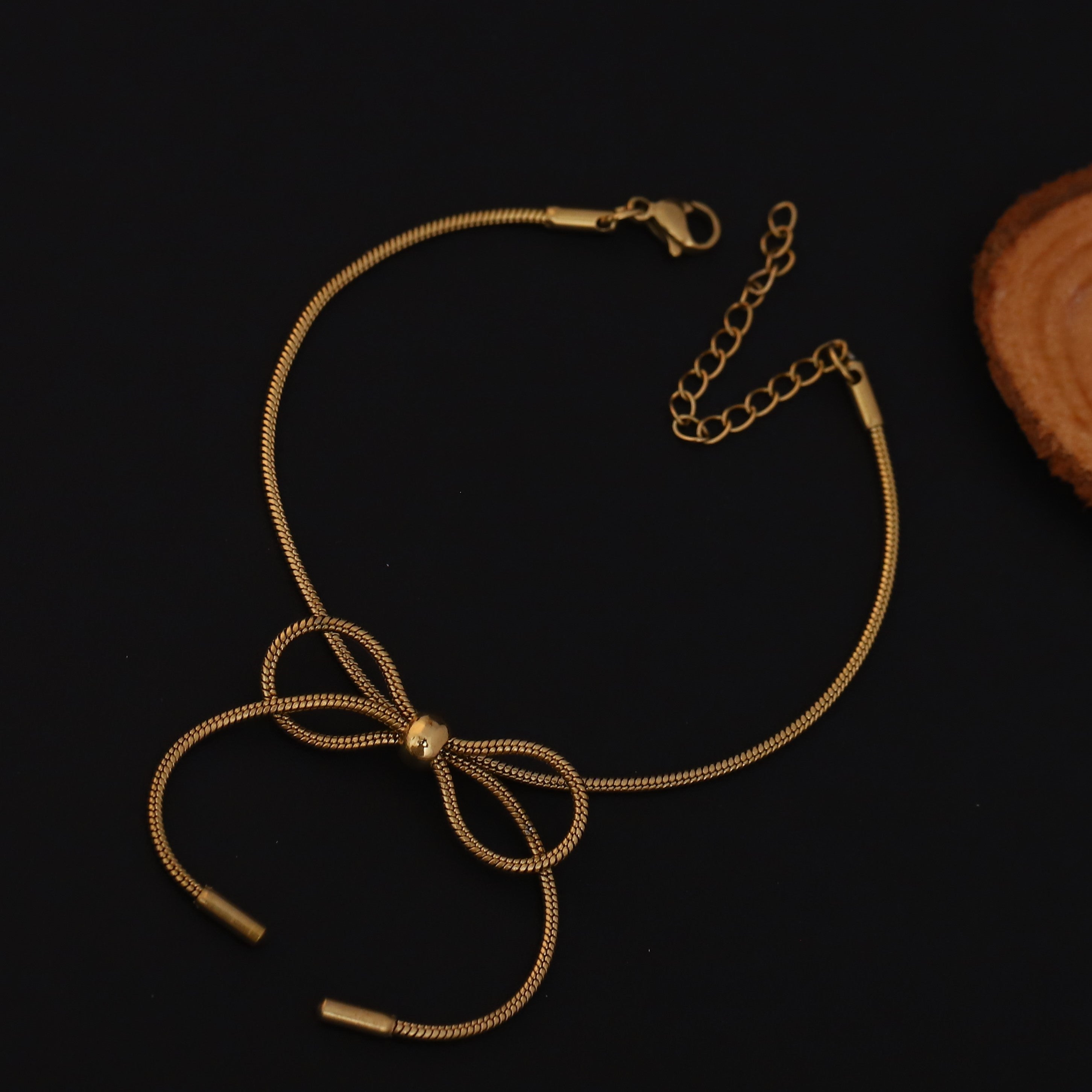 Golden Grace Bow Bracelet