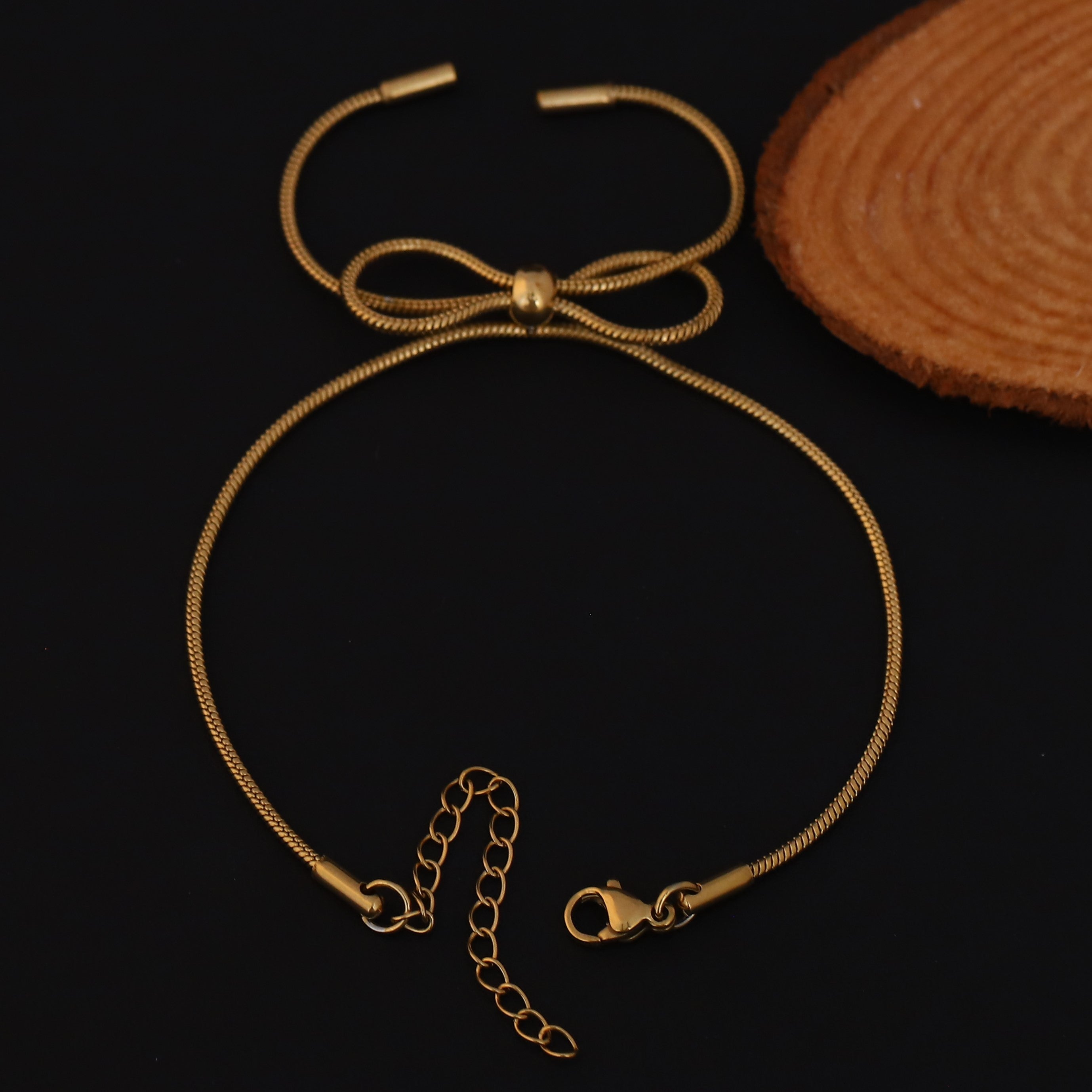 Golden Grace Bow Bracelet