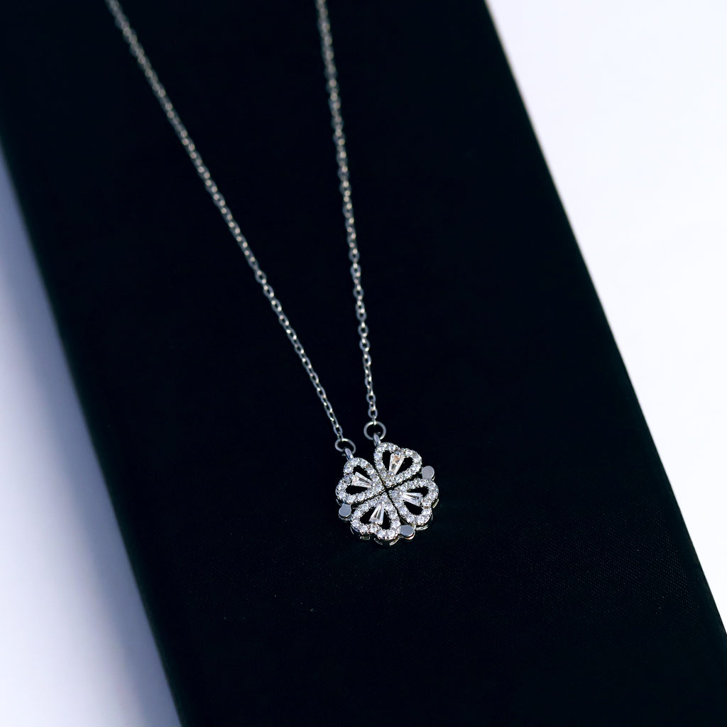 Leaf Clover Pendant Necklace