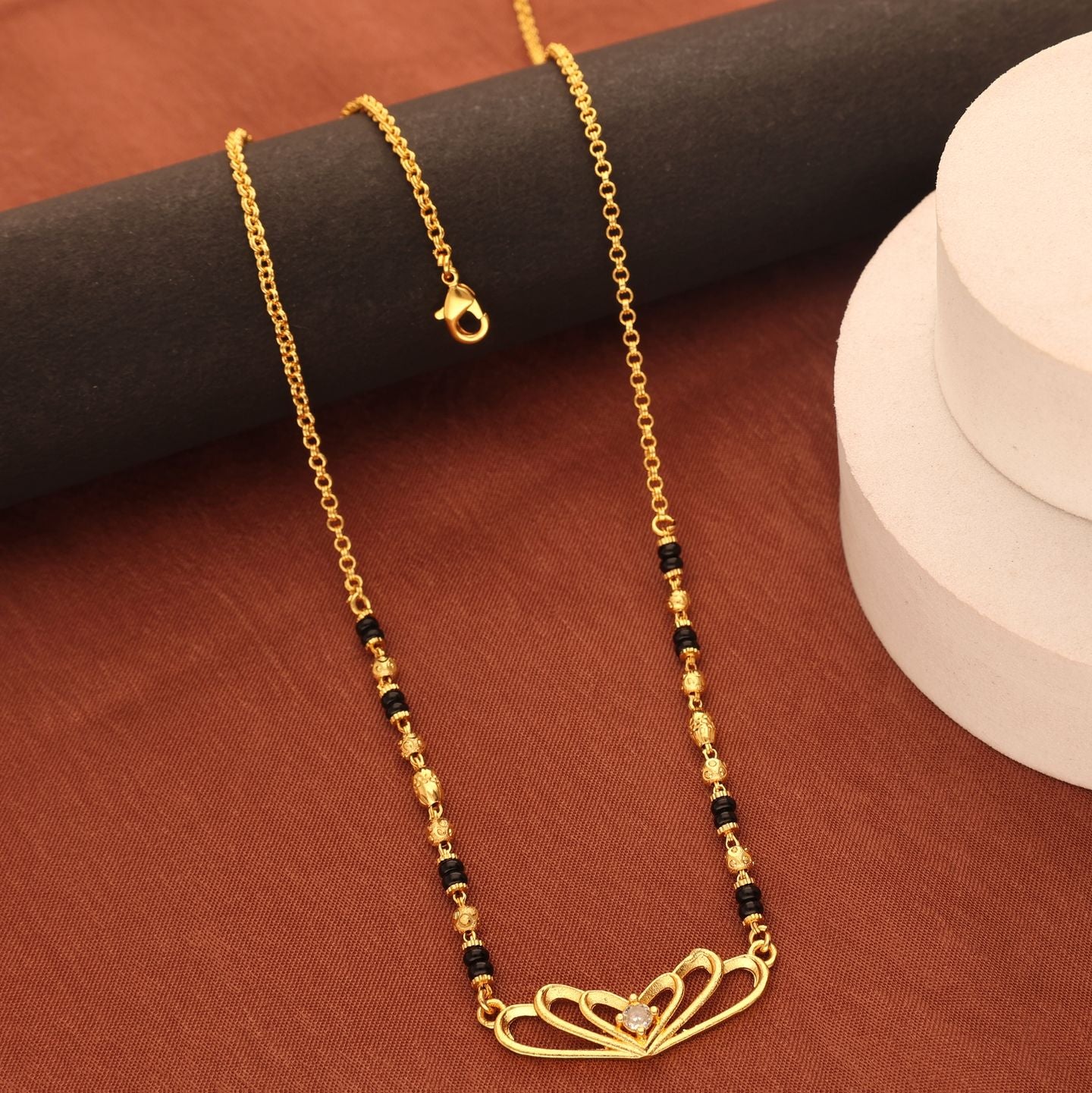Riyana Lotus Gold Mangalsutra