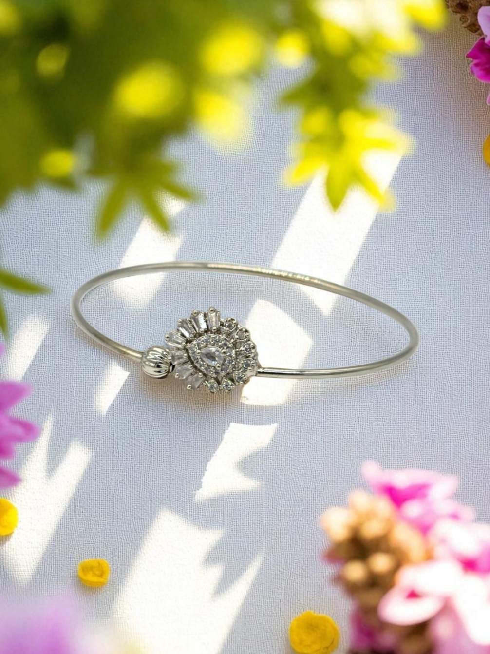 Silver Dewdrop Heart Open Bangle