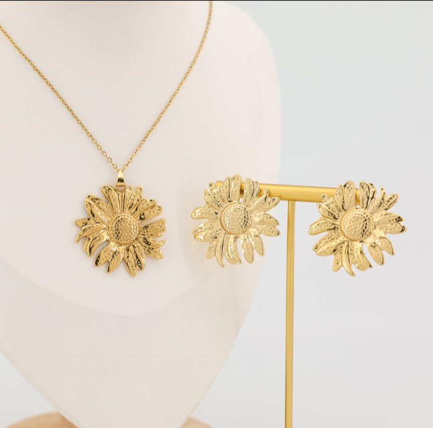 Elegant Sunflower Set