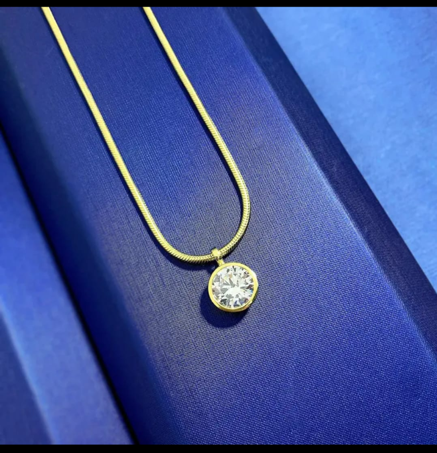 Minimalist Solitaire-Style Crystal Pendant Necklace