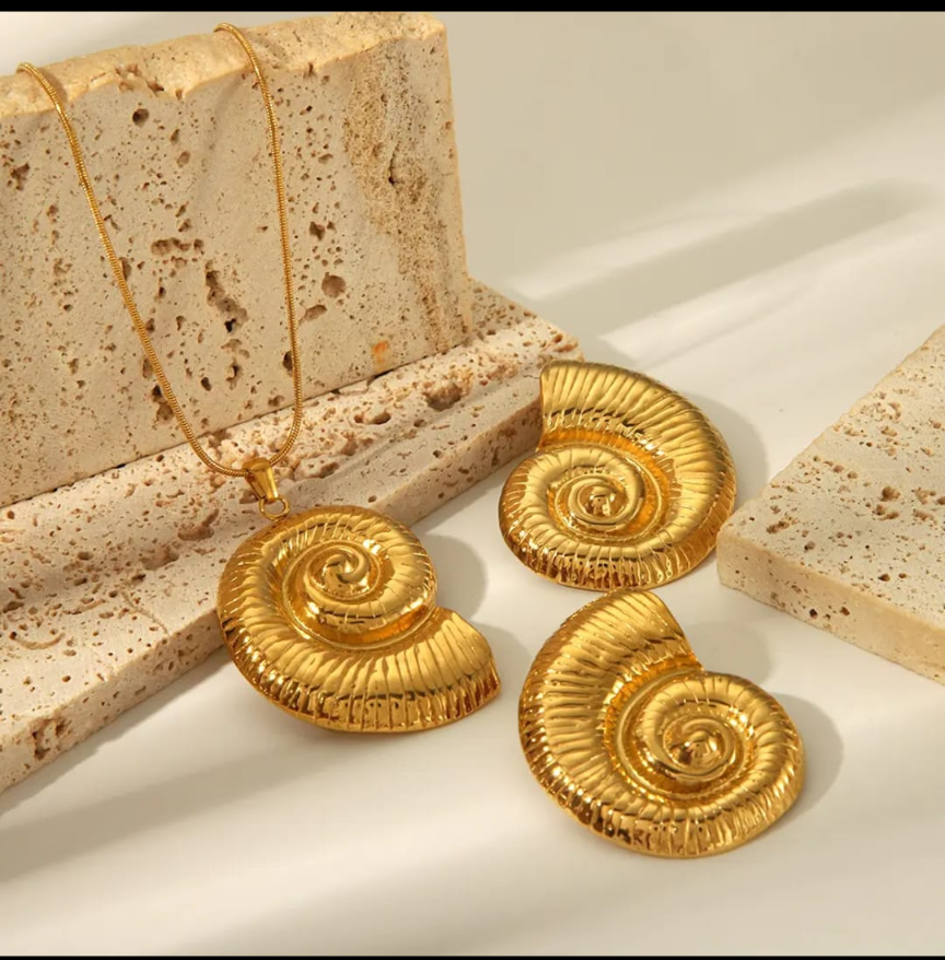 Golden Spiral Seashell Set