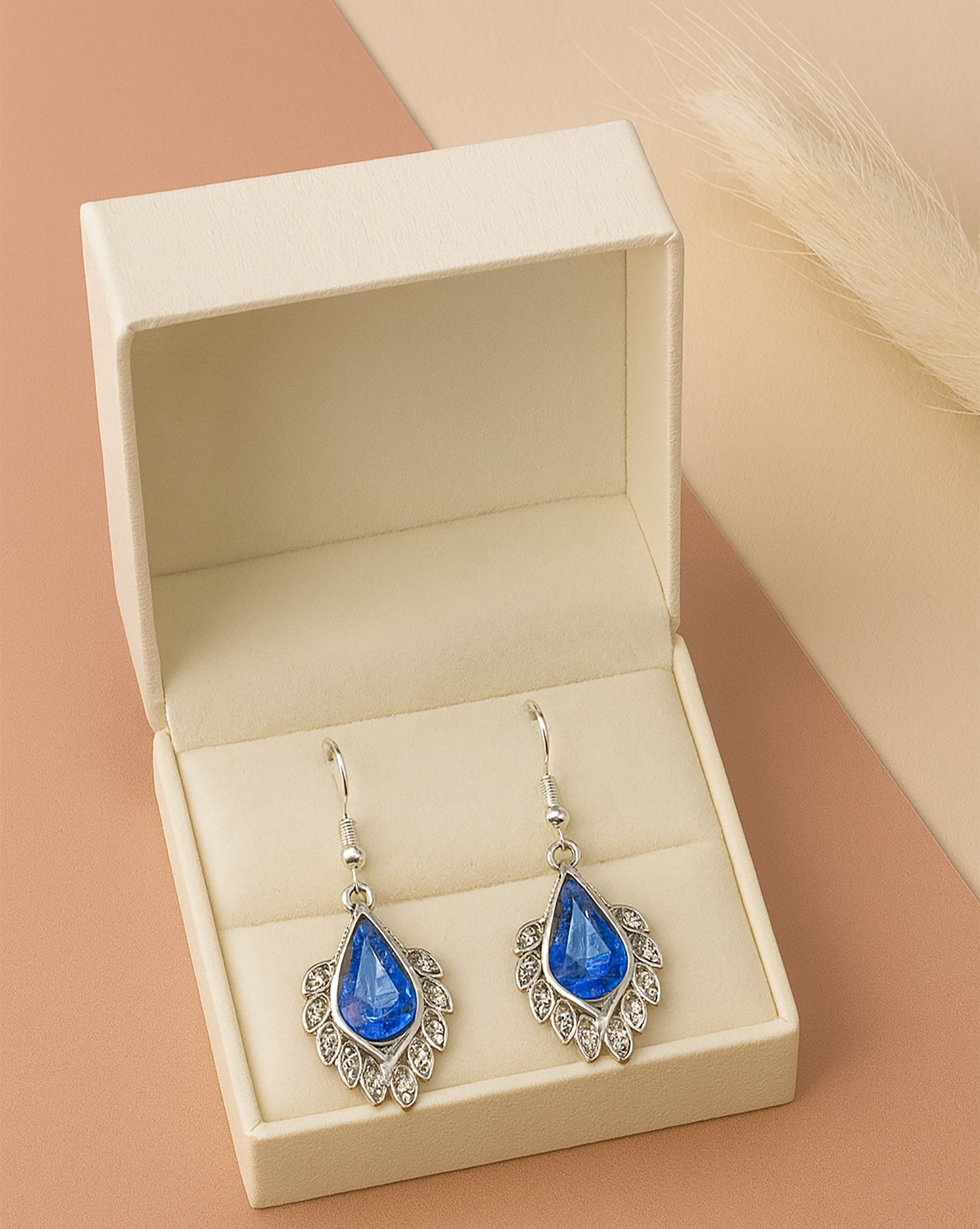 Sapphire Blue Teardrop Jewellery Set