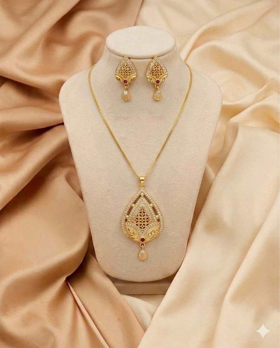 Shahi Aura Traditional Jewellery Combo
