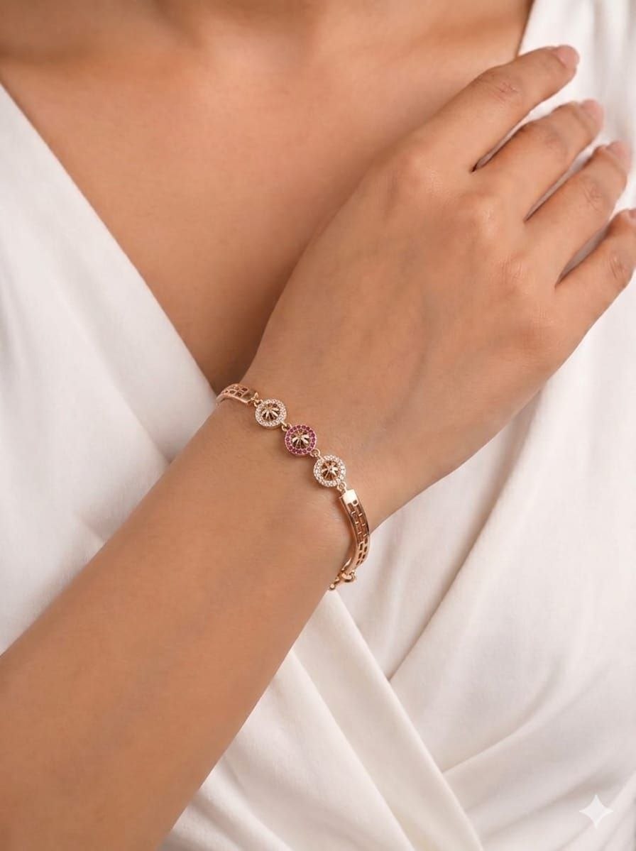Delicate Floral Cluster Kada
