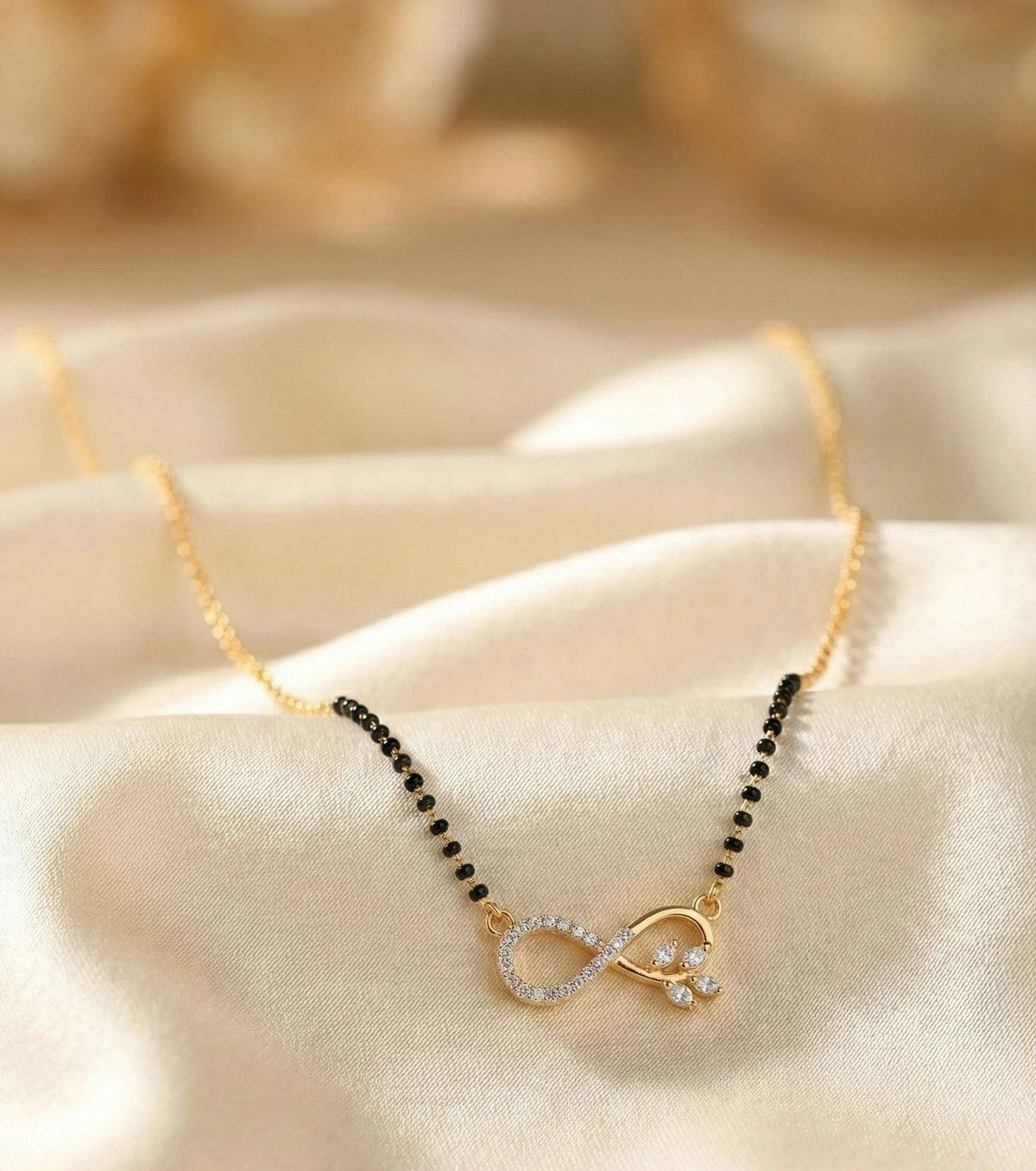 Lakshri Infinity Glow Mangalsutra